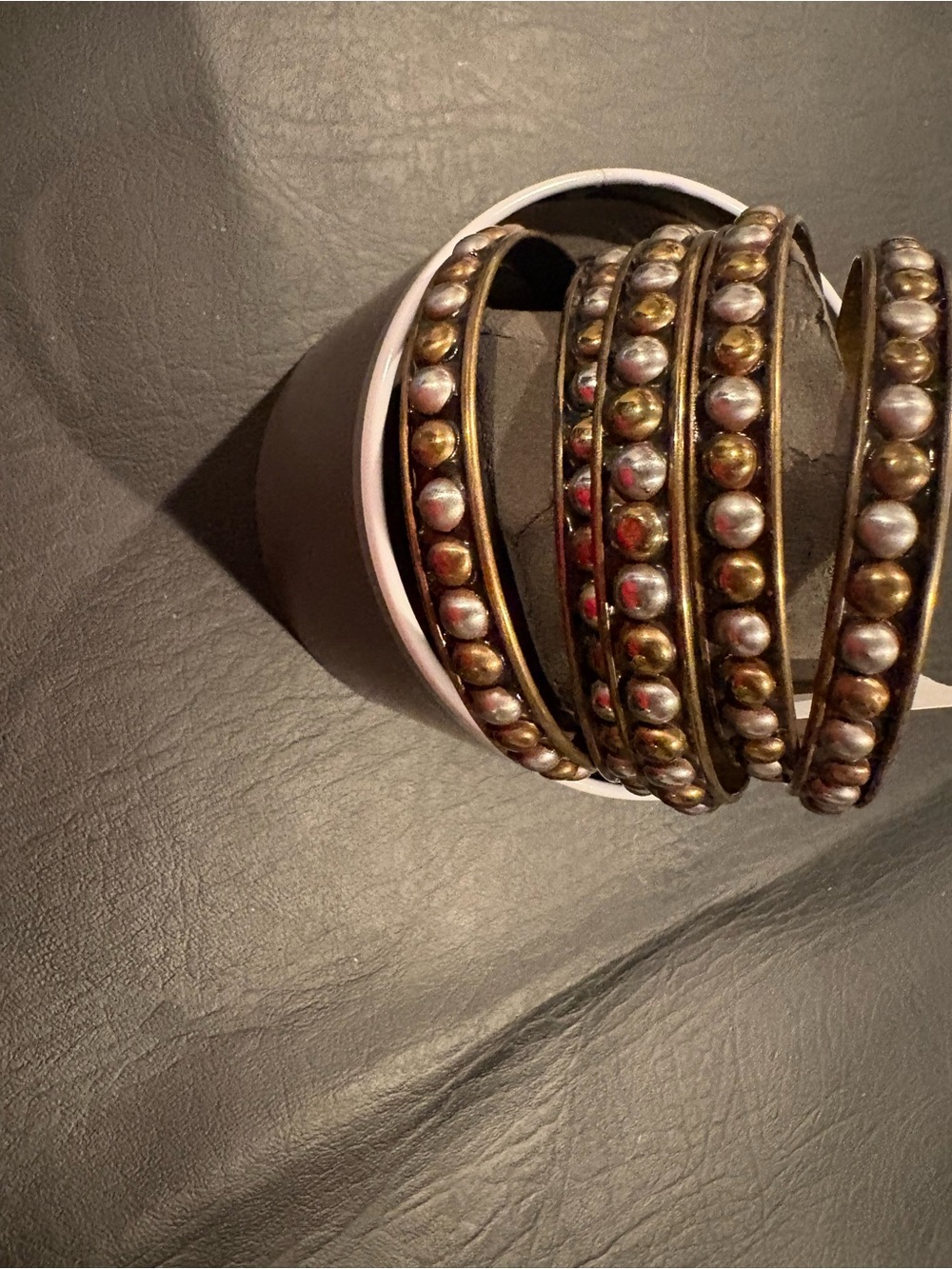 Bracelets / Bangles - Picture 2 of 2